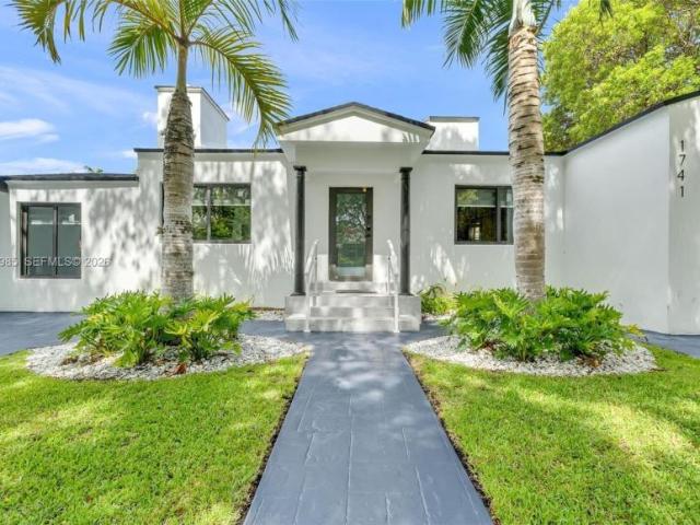 4 bedroom, Miami FL 33145 105967632