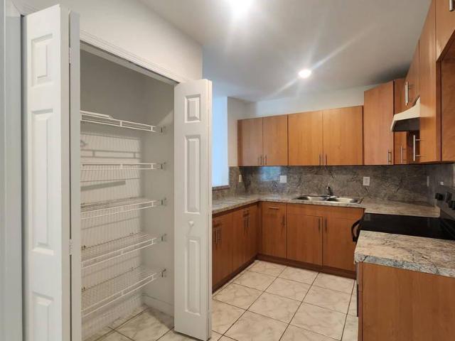 4 bedroom, Miami FL 33147 95001219
