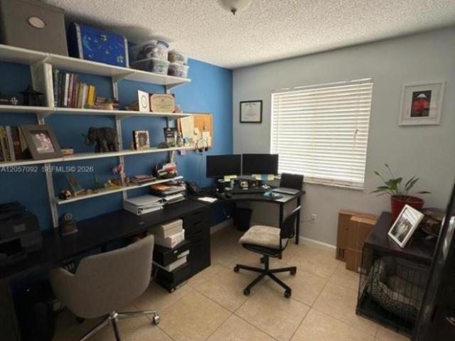 4 bedroom, Miami FL 33177 106220656