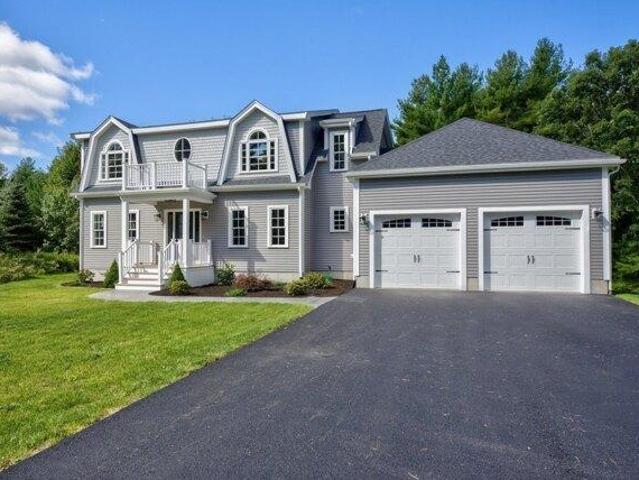 4 bedroom, Middleboro MA 02346 105630576