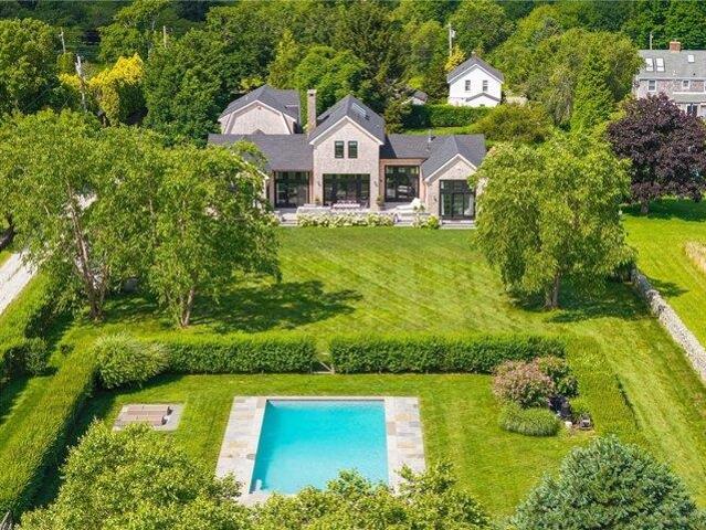 4 bedroom, Middletown RI 02842 104851770