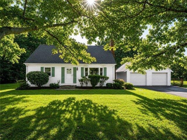 4 bedroom, Middletown RI 02842 105400603