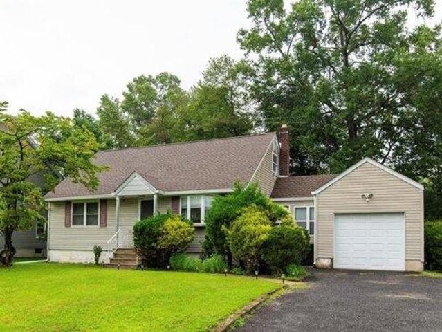 4 bedroom, Midland Park NJ 07432 105293300