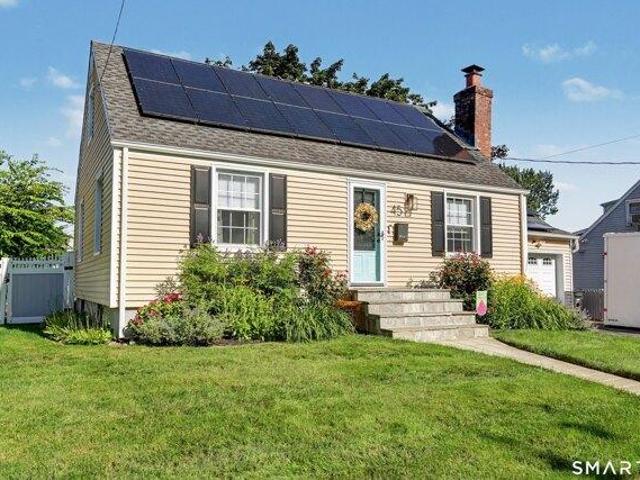 4 bedroom, Milford CT 06460 105443259