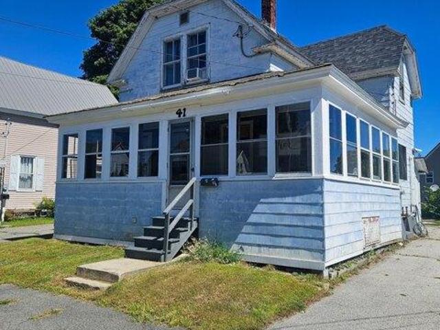 4 bedroom, Millinocket ME 04462 104853443