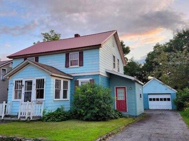 4 bedroom, Millinocket ME 04462 105647837