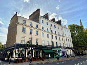 House for sale in Fruit and Vegetable Market SW8 London
