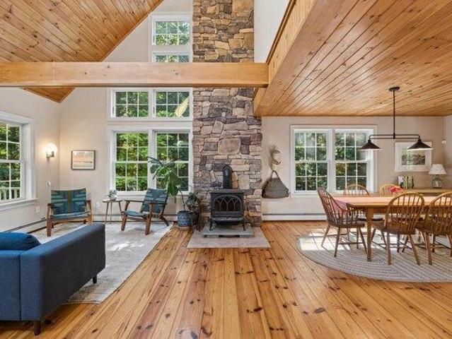 4 bedroom, Norway ME 04268 105651415