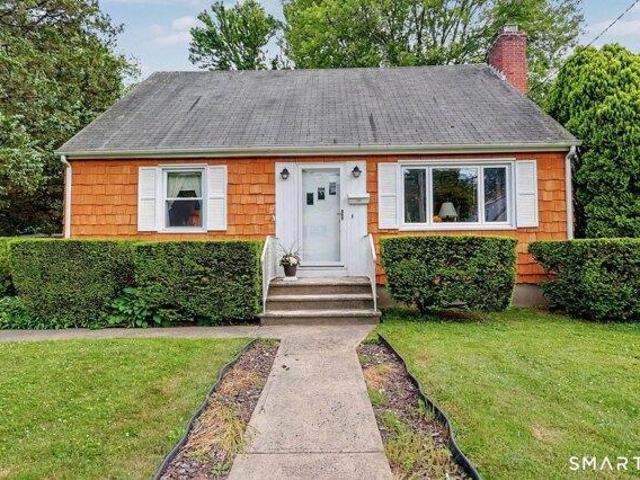 4 bedroom, Norwalk CT 06850 105559747