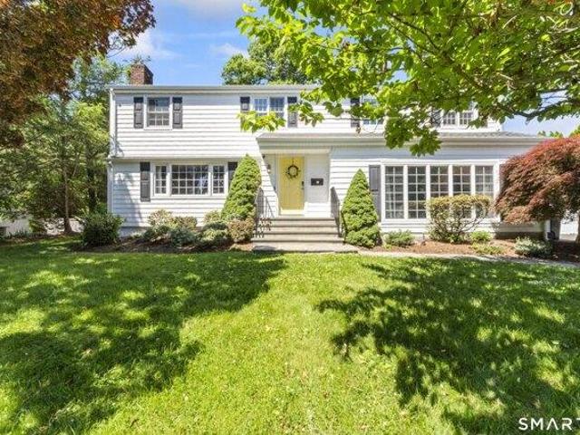 4 bedroom, Norwalk CT 06851 105442554