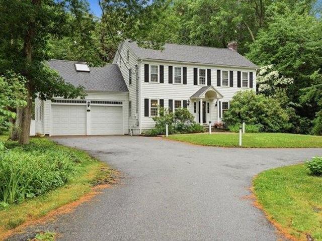 4 bedroom, Norwell MA 02061 105535618