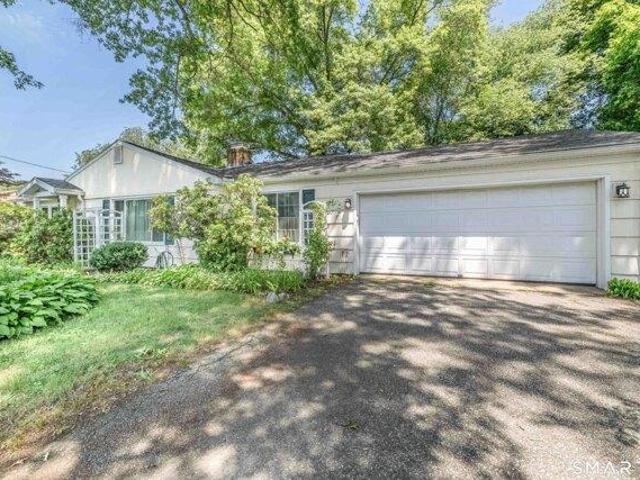 4 bedroom, Norwich CT 06360 105577213