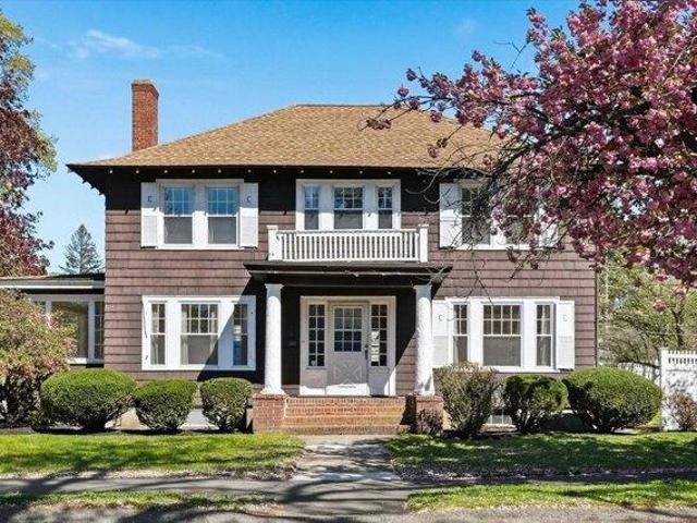 4 bedroom, North Andover MA 01845 105511876