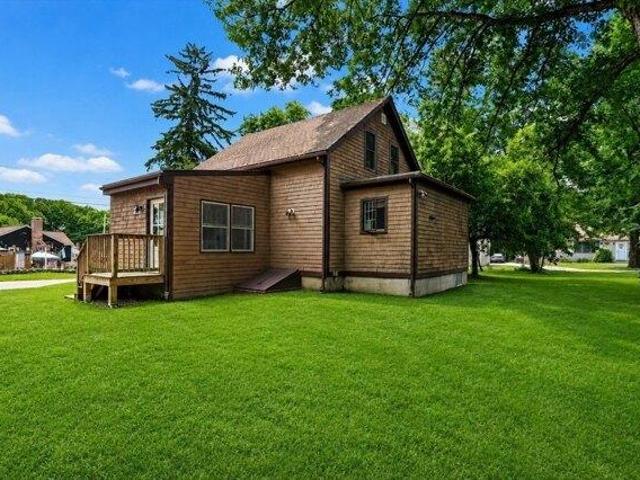 4 bedroom, North Attleboro MA 02760 105418887