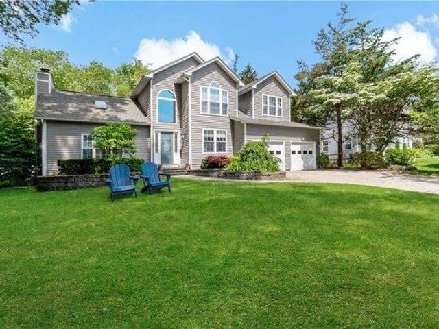 4 bedroom, North Kingstown RI 02852 104906629