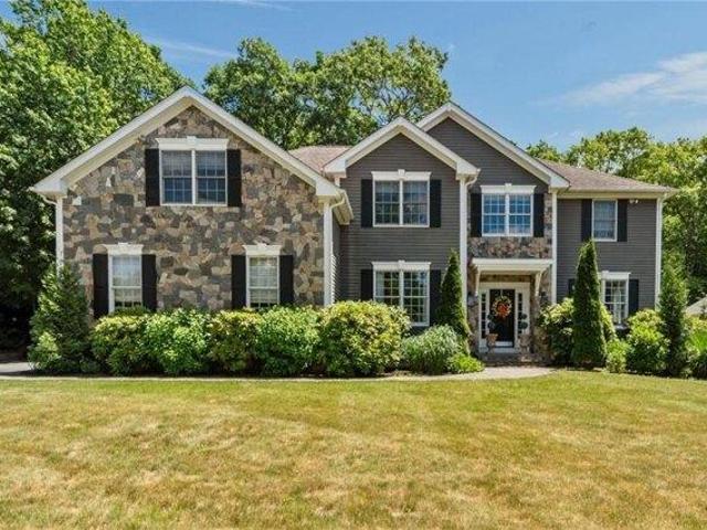 4 bedroom, North Kingstown RI 02874 105549988