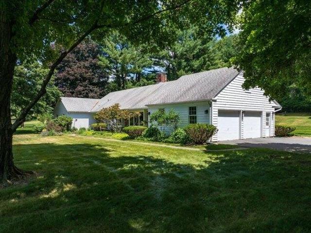4 bedroom, Northampton MA 01062 105475323