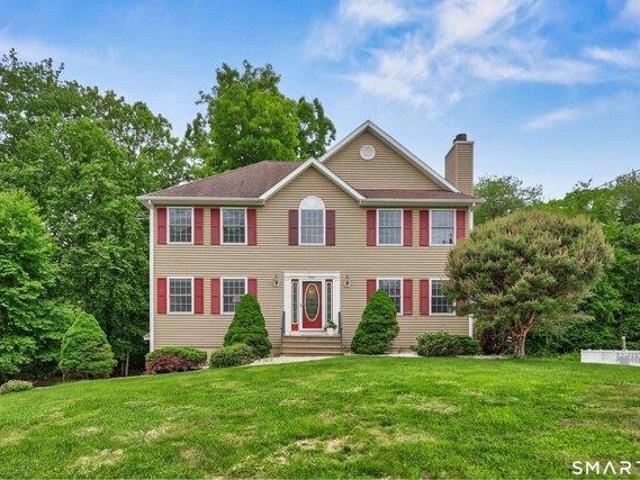 4 bedroom, Naugatuck CT 06770 104653260