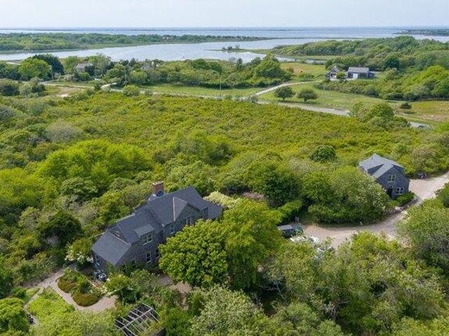 4 bedroom, Nantucket MA 02554 105059634