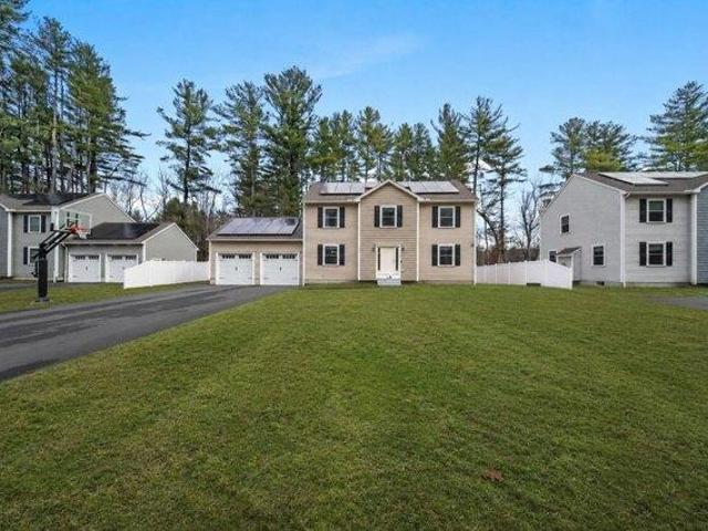 4 bedroom, Nashua NH 03062 105257353
