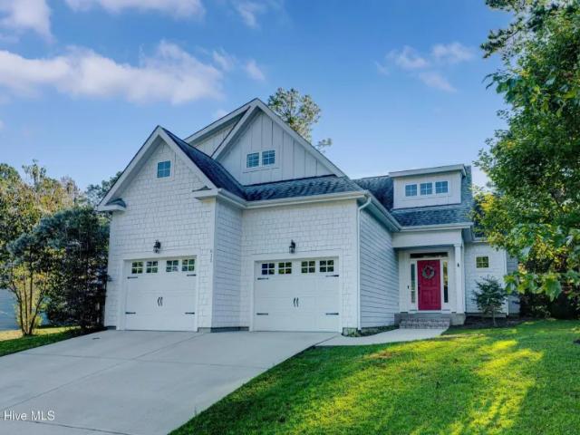 4 bedroom, NC NC 102715768
