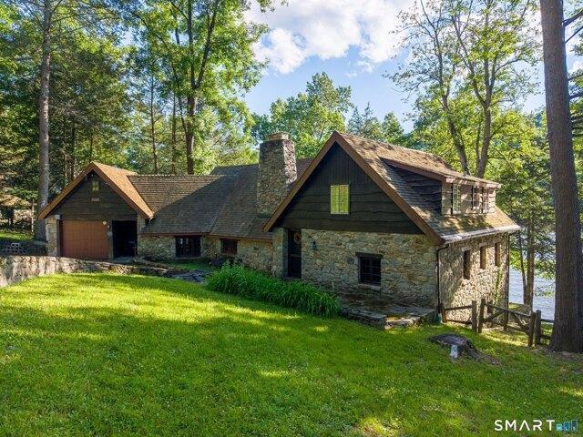 4 bedroom, New Milford CT 06776 105319021