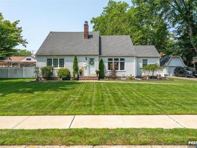 4 bedroom, New Milford NJ 07646 105660696