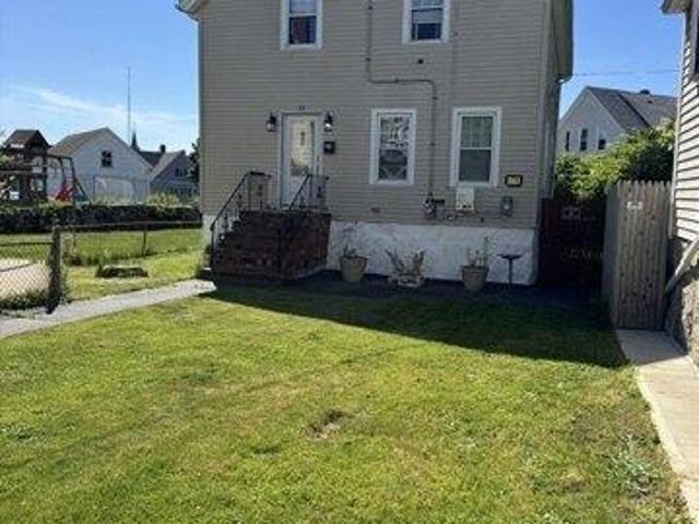 4 bedroom, New Bedford MA 02740 104851229