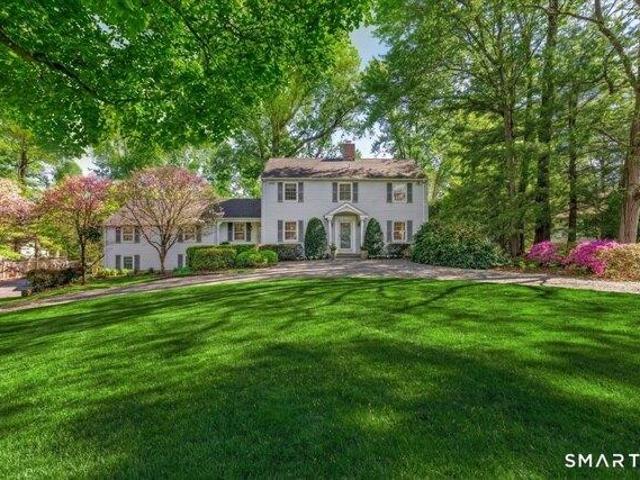 4 bedroom, New Canaan CT 06840 105560338