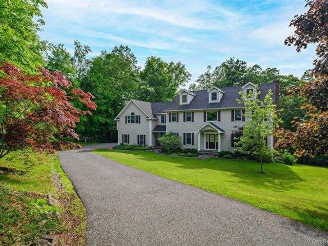 4 bedroom, New Fairfield CT 06812 104544228