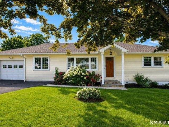 4 bedroom, New Fairfield CT 06812 105516229