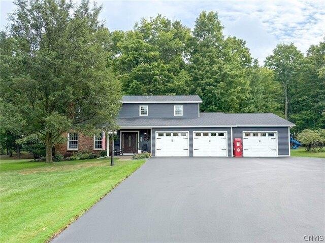 4 bedroom, New Hartford NY 13413 105289747