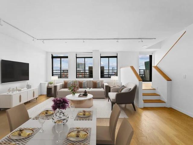 4 bedroom, NEW YORK NY 10280 93229423