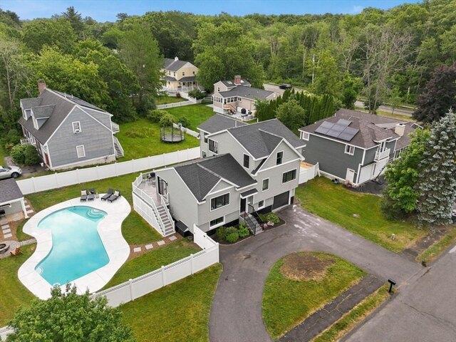 4 bedroom, Newburyport MA 01950 105438896