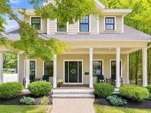4 bedroom, Newburyport MA 01950 105532256