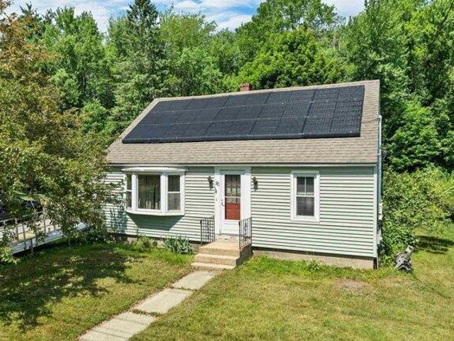 4 bedroom, Newmarket NH 03857 104332693