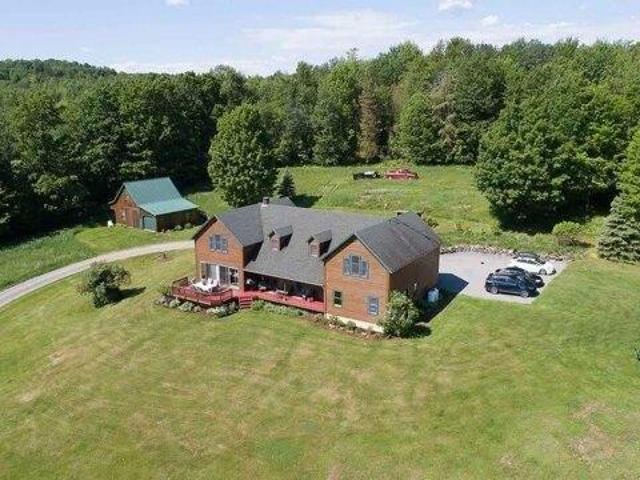 4 bedroom, Newport VT 05855 104849885