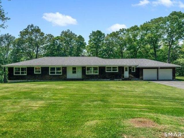 4 bedroom, Newtown CT 06470 105512643