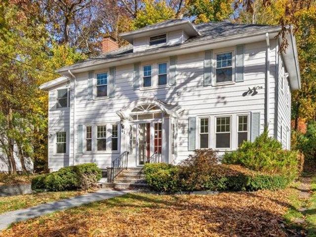 4 bedroom, Newton MA 02459 105495030