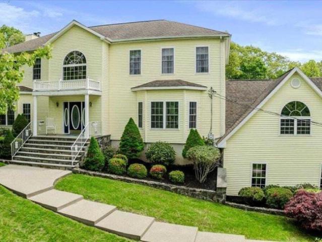 4 bedroom, NY NY 102366680