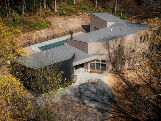 4 bedroom, NY NY 102551912