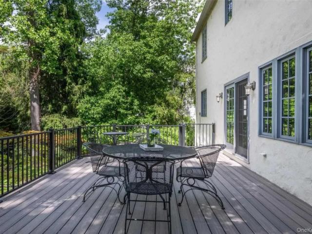 4 bedroom, NY NY 102770938