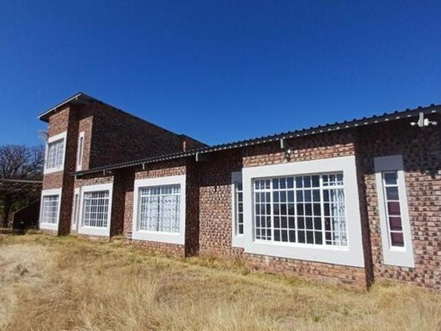 4 Bedroom smallholding to rent in Bainsvlei, Bloemfontein