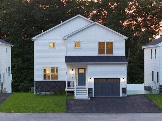 4 bedroom, Smithfield RI 02917 105418281