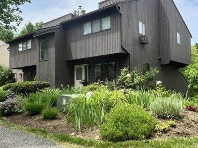 4 bedroom, South Burlington VT 05403 105475496