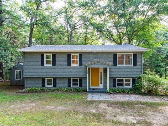 4 bedroom, South Kingstown RI 02879 105476019
