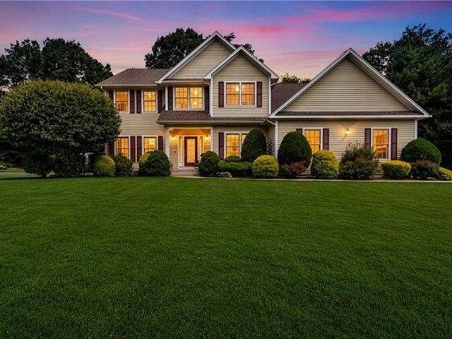 4 bedroom, South Kingstown RI 02879 105496941