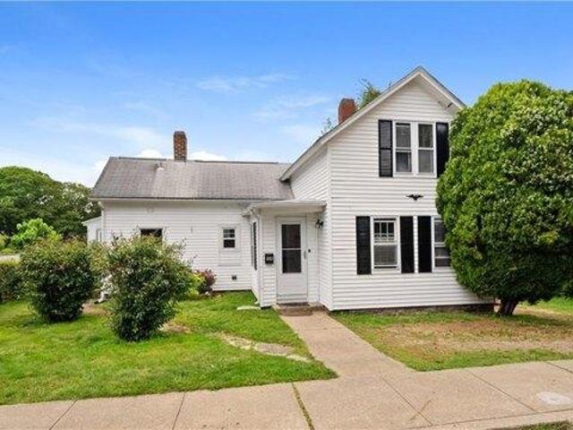 4 bedroom, South Kingstown RI 02879 105552824
