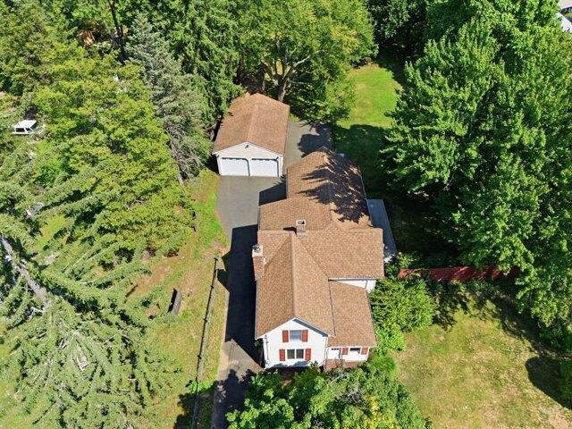4 bedroom, South Hadley MA 01075 105367190