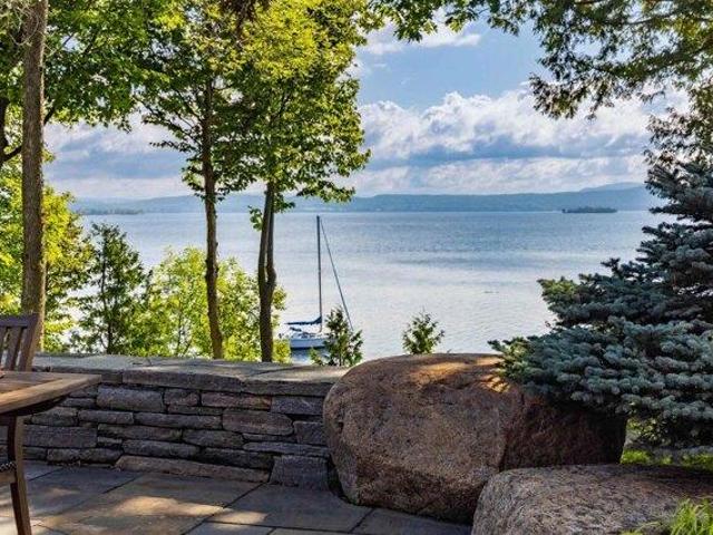 4 bedroom, South Hero VT 05486 105613372